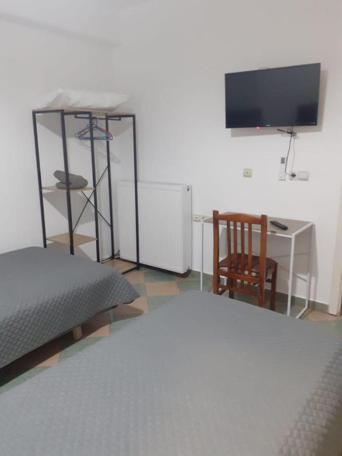 Guest House Krishen Përmet المظهر الخارجي الصورة