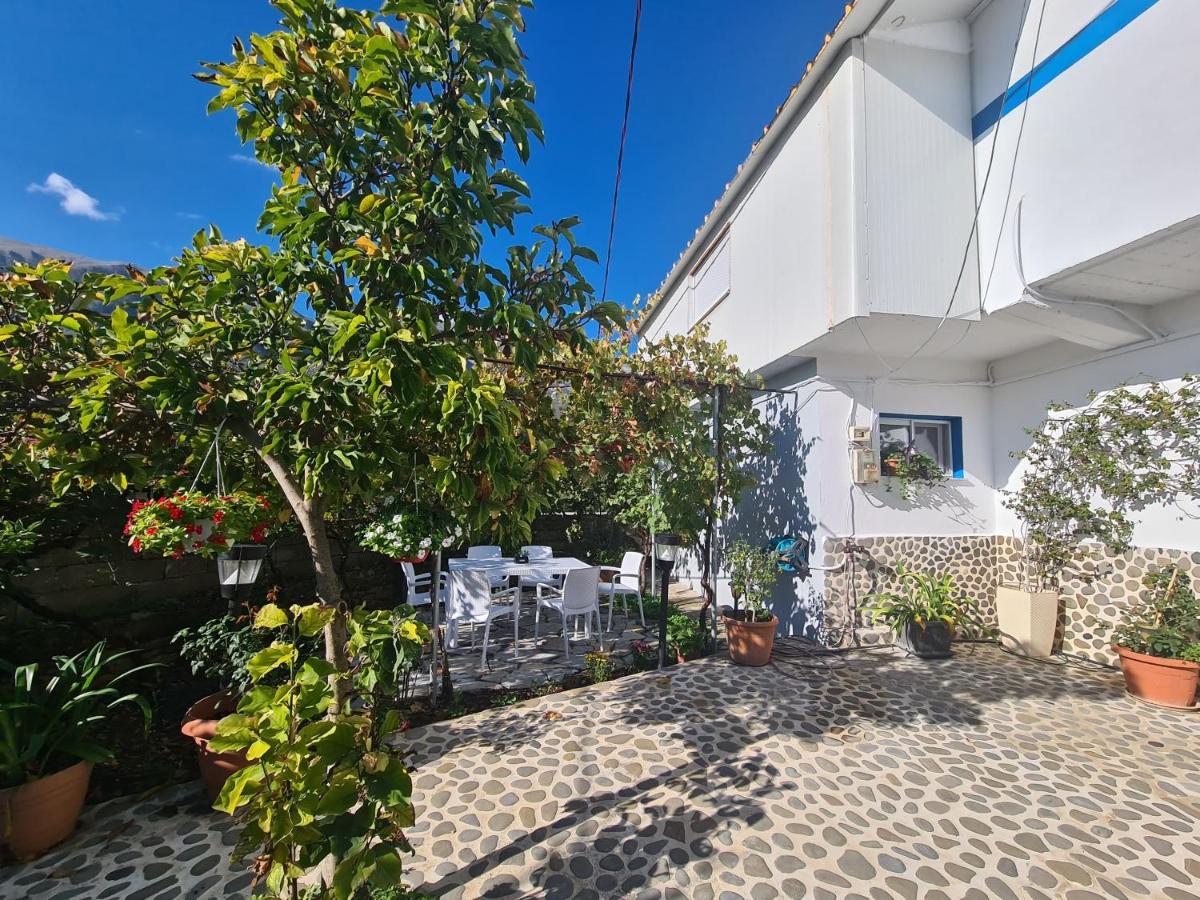 Guest House Krishen Përmet المظهر الخارجي الصورة