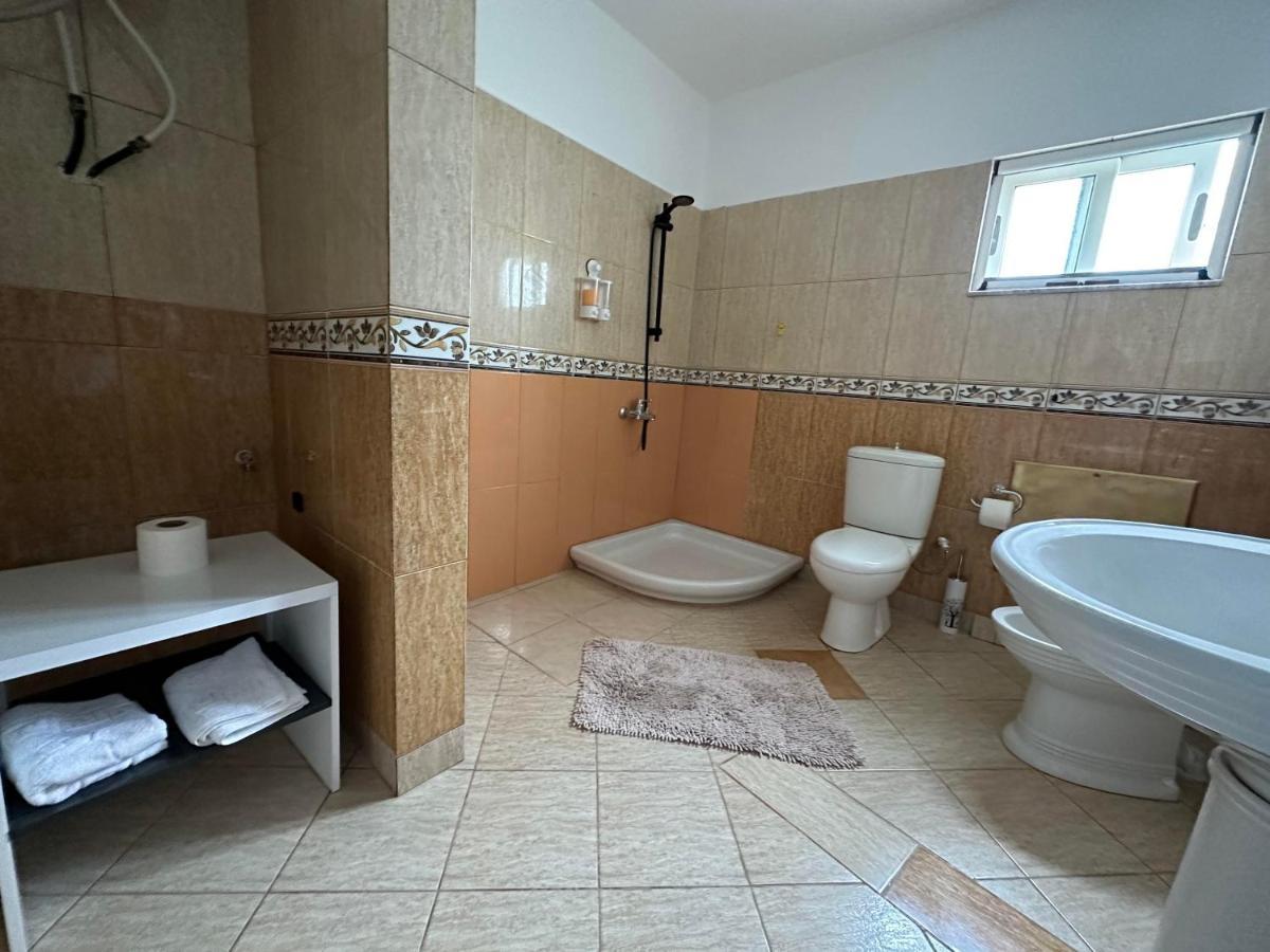 Guest House Krishen Përmet المظهر الخارجي الصورة