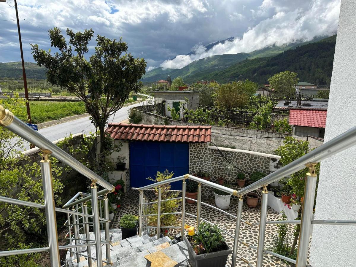 Guest House Krishen Përmet المظهر الخارجي الصورة